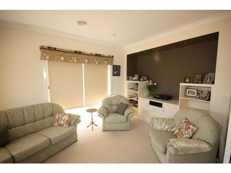 6 Schulz Street, Benalla VIC 3672