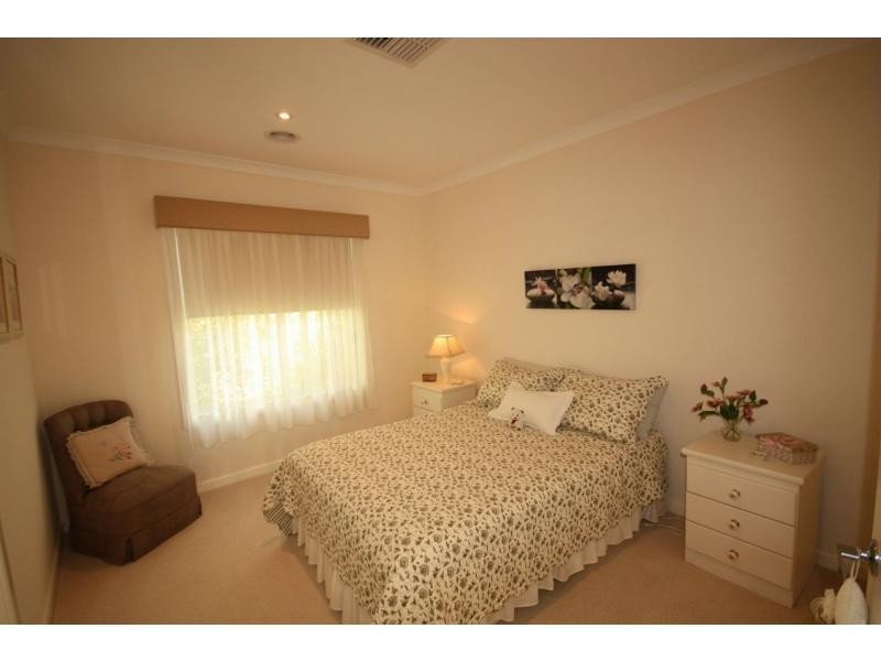 6 Schulz Street, Benalla VIC 3672