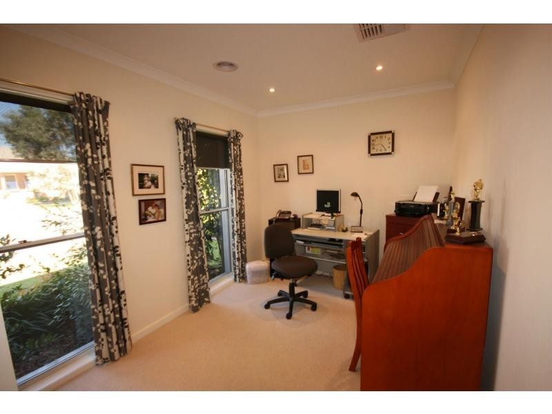 6 Schulz Street, Benalla VIC 3672