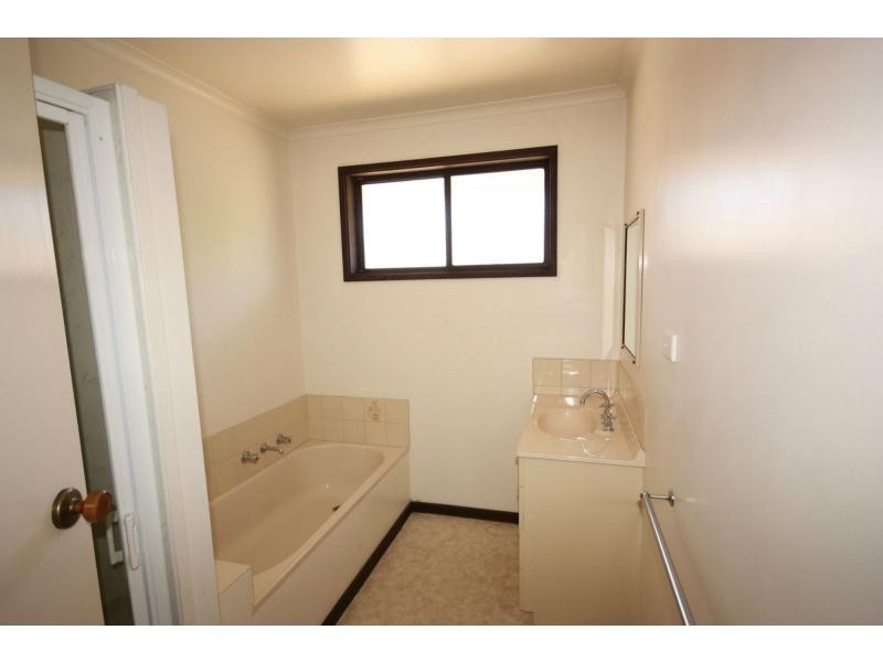 Unit 2/39 Faithfull Street, Benalla VIC 3672