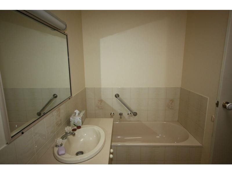 14 Neil Avenue, Benalla VIC 3672