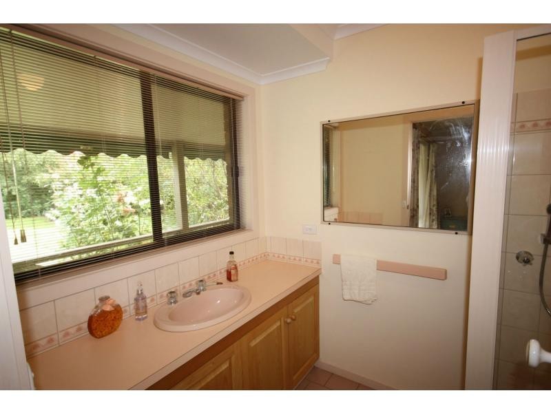 14 Neil Avenue, Benalla VIC 3672