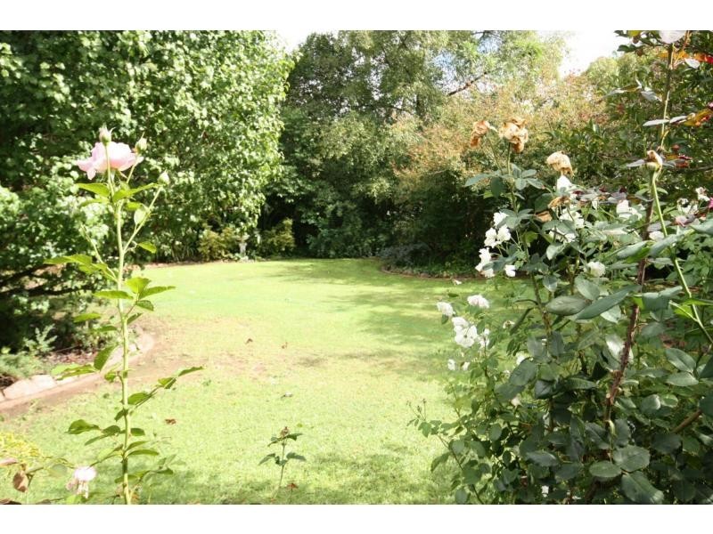 14 Neil Avenue, Benalla VIC 3672