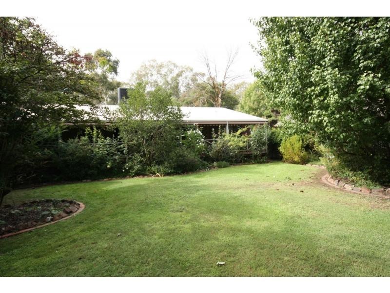 14 Neil Avenue, Benalla VIC 3672