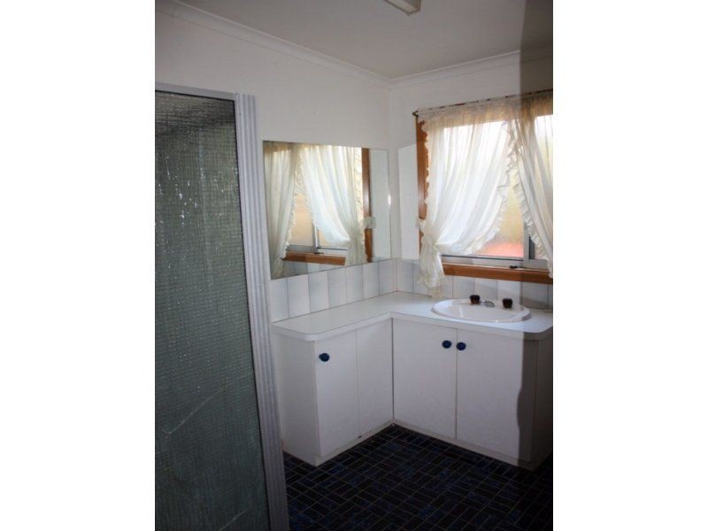 2/2A Stewart Street, Benalla VIC 3672