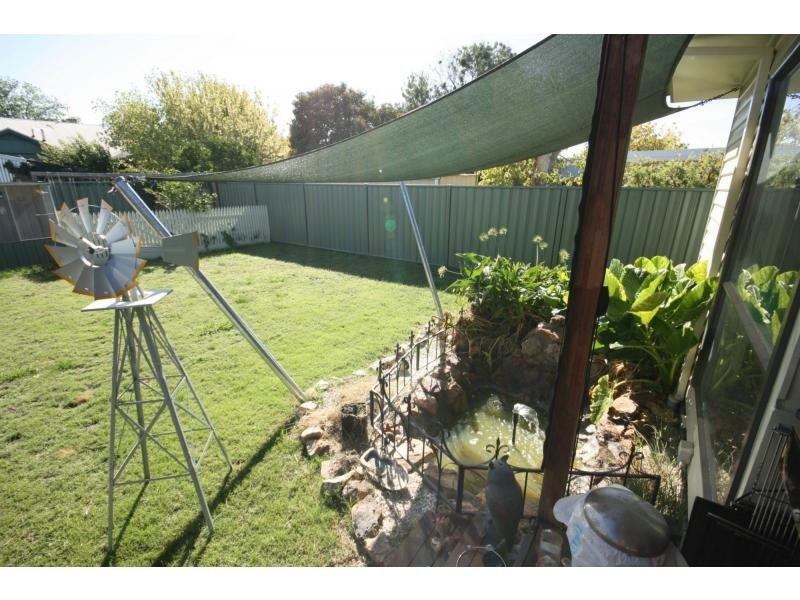 11 Perth Street, Benalla VIC 3672