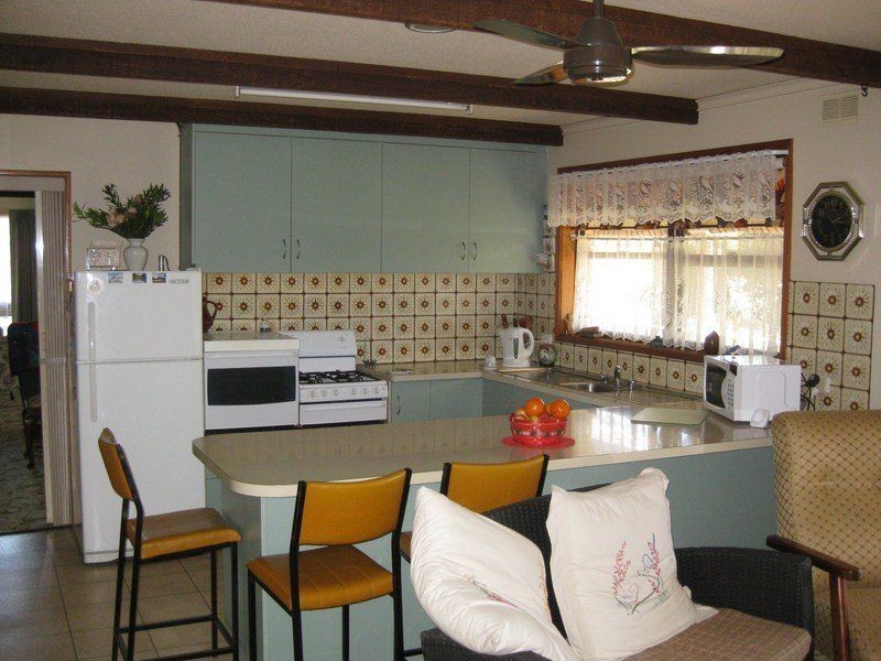 34 Shadforth Street, Benalla VIC 3672