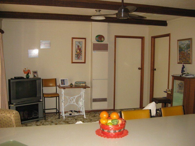 34 Shadforth Street, Benalla VIC 3672