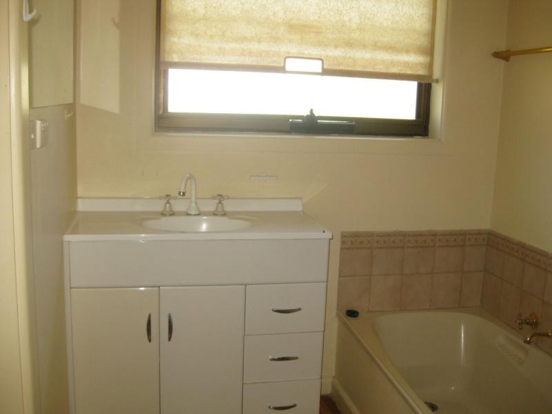 5770 Midland Highway, Benalla VIC 3672