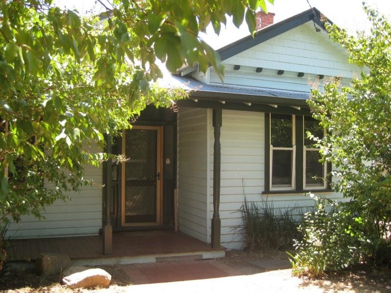 25 Church Street, Benalla VIC 3672