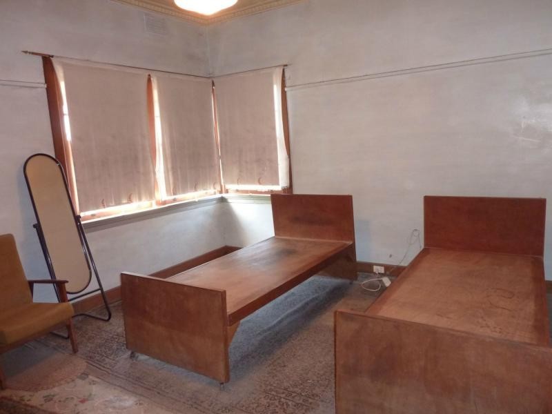 10 Tomkins Parade, Benalla VIC 3672