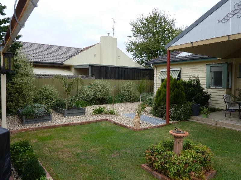 11 Stewart Street, Benalla VIC 3672