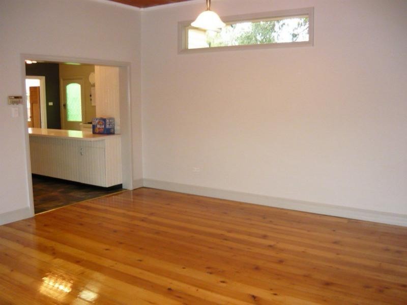 12 White Street, Benalla VIC 3672