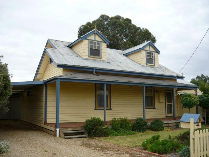 12 White Street, Benalla VIC 3672