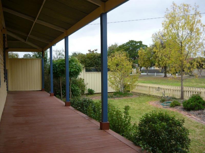 12 White Street, Benalla VIC 3672