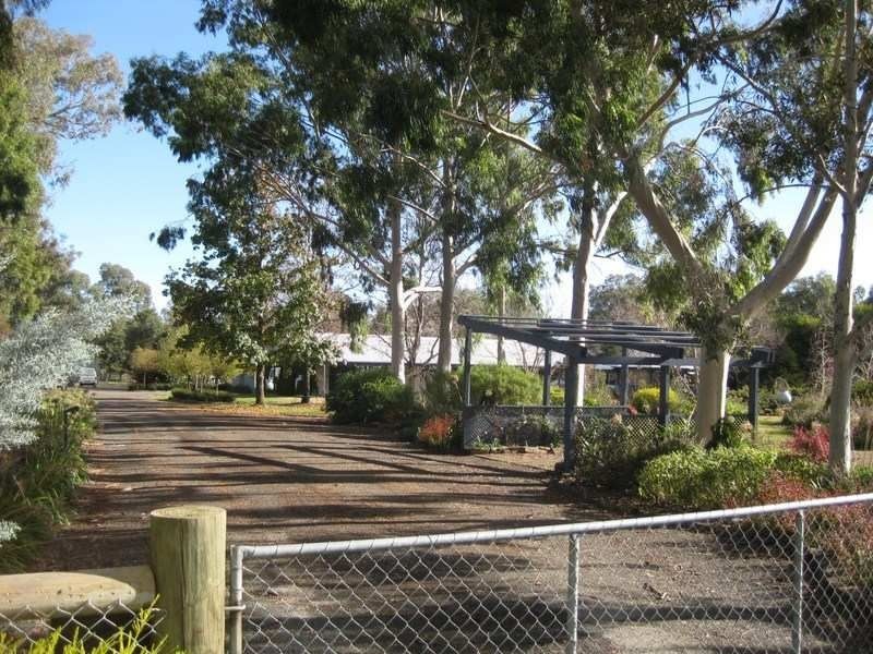 12 Grant Drive, Benalla VIC 3672