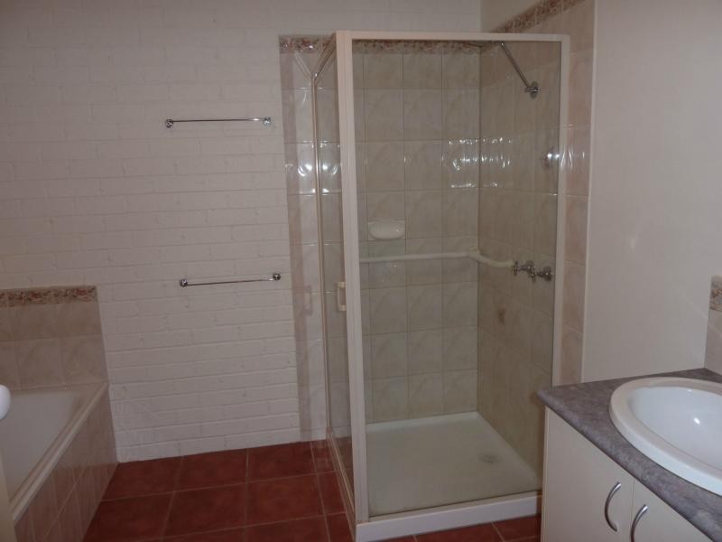 2/14 Carrier Street, Benalla VIC 3672