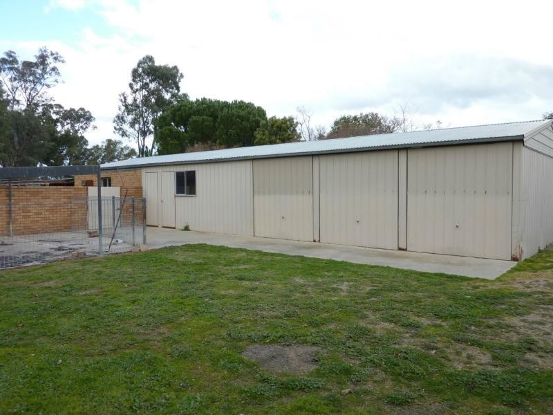 50 Cemetery Road, Benalla VIC 3672