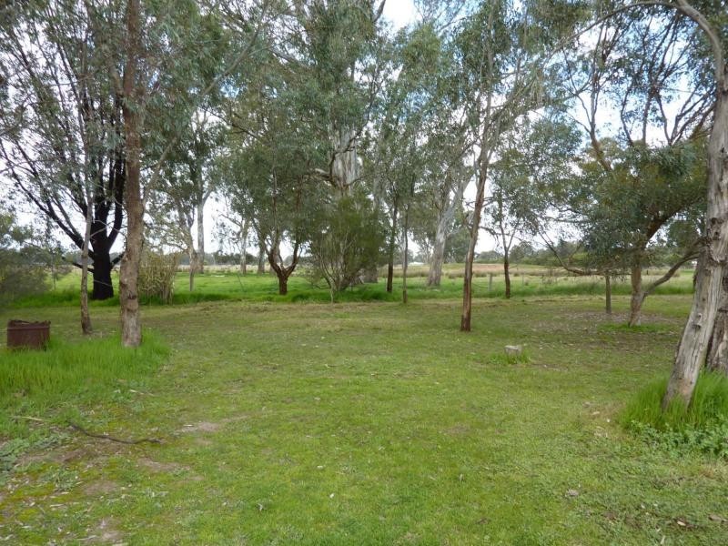 50 Cemetery Road, Benalla VIC 3672