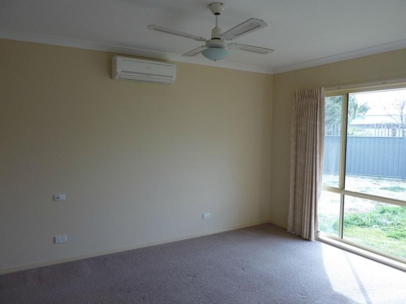 Unit 2/94 Salisbury Street, Benalla VIC 3672