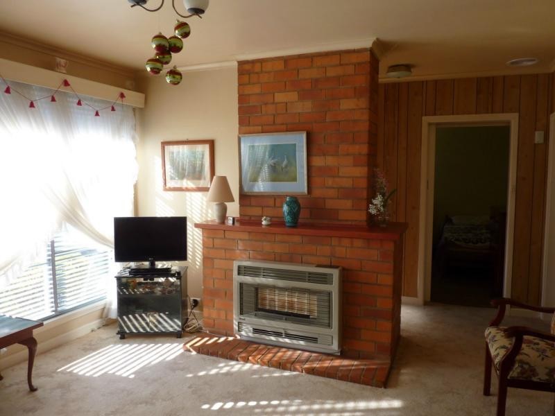 2 Ross Court, Benalla VIC 3672
