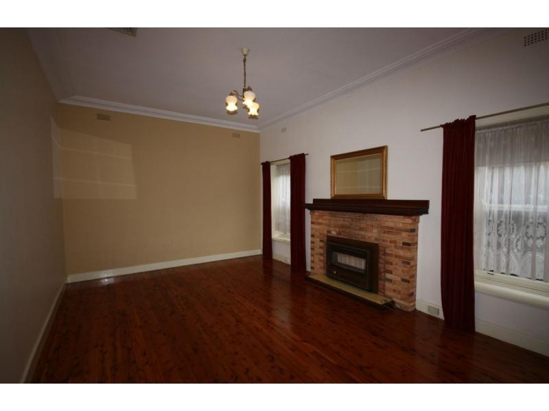 27 Nunn Street, Benalla VIC 3672