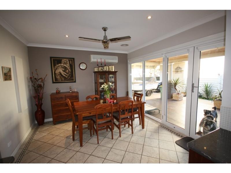 24 Benson Street, Benalla VIC 3672