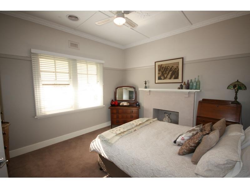 24 Benson Street, Benalla VIC 3672