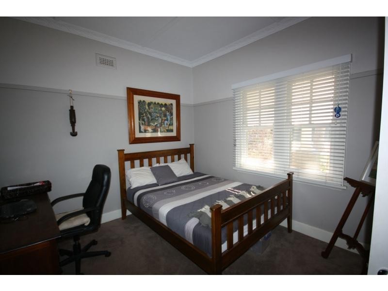 24 Benson Street, Benalla VIC 3672