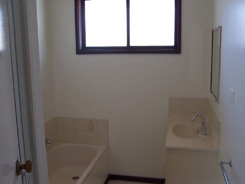 2/39 Faithful Street, Benalla VIC 3672