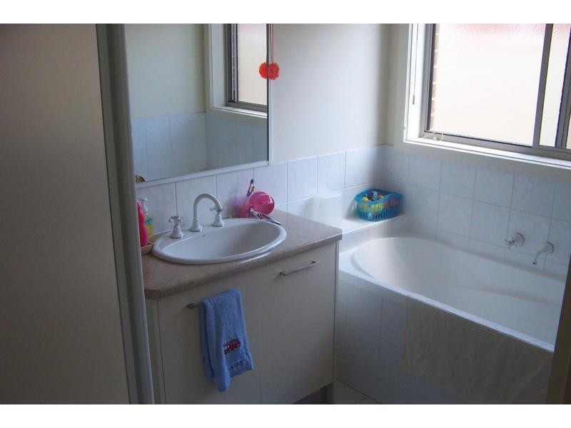 8 Schulz Street, Benalla VIC 3672