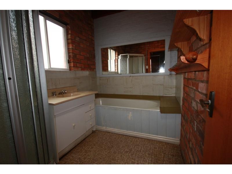 13 Lavery Street, Benalla VIC 3672