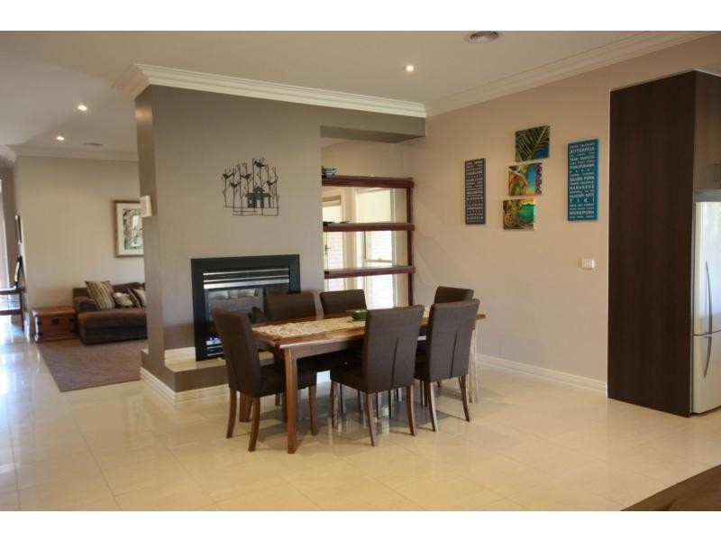 8 Glenfern Court, Benalla VIC 3672