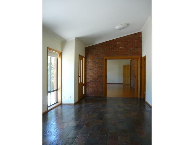 28 Kirkland Drive, Benalla VIC 3672