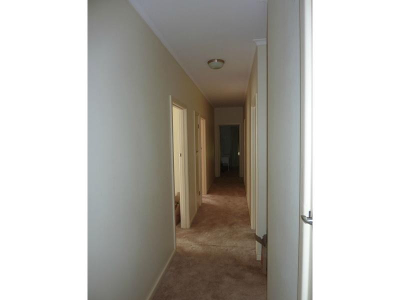 12 Neil Avenue, Benalla VIC 3672