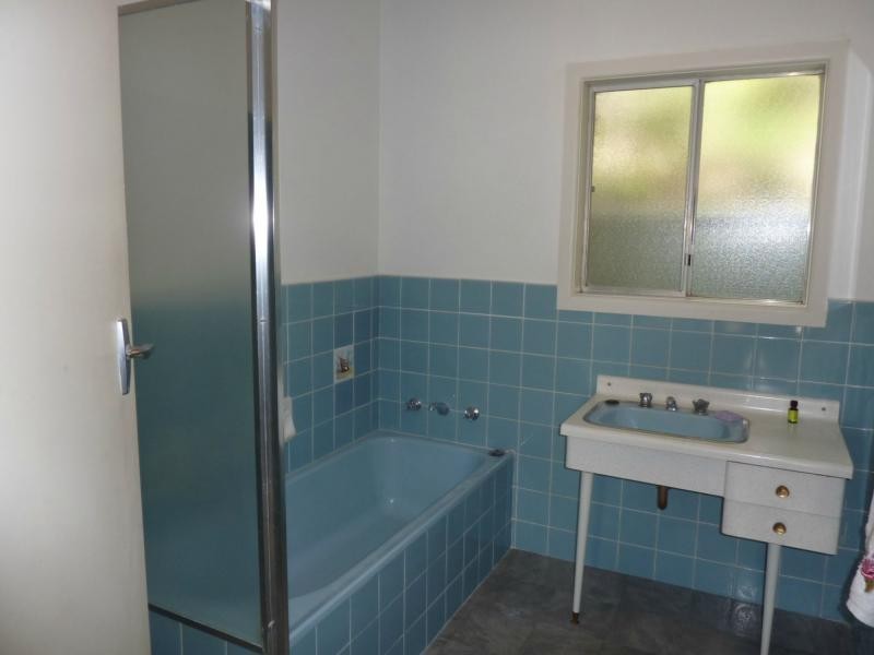 12 Neil Avenue, Benalla VIC 3672