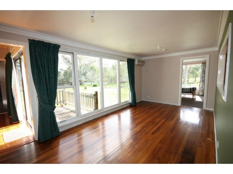 35 Harrison Road, Warrenbayne VIC 3670