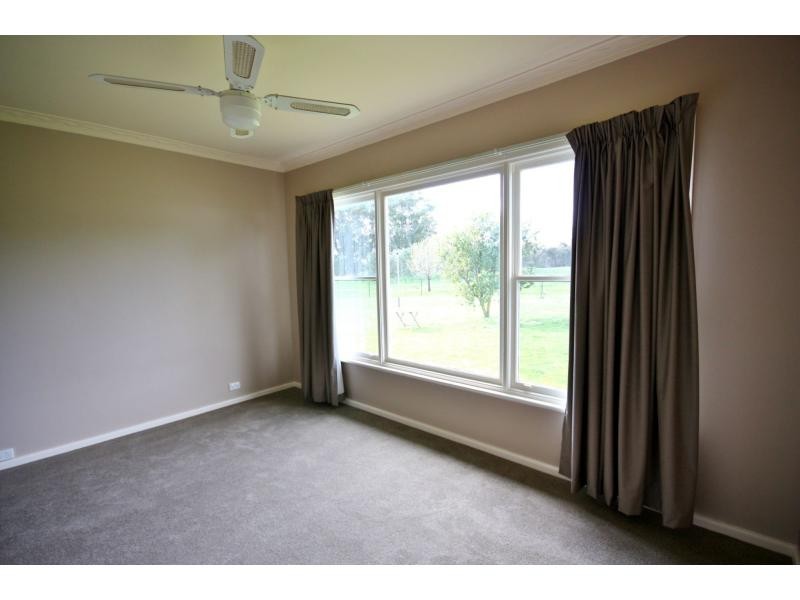 35 Harrison Road, Warrenbayne VIC 3670