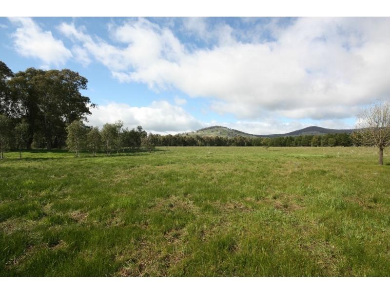 35 Harrison Road, Warrenbayne VIC 3670