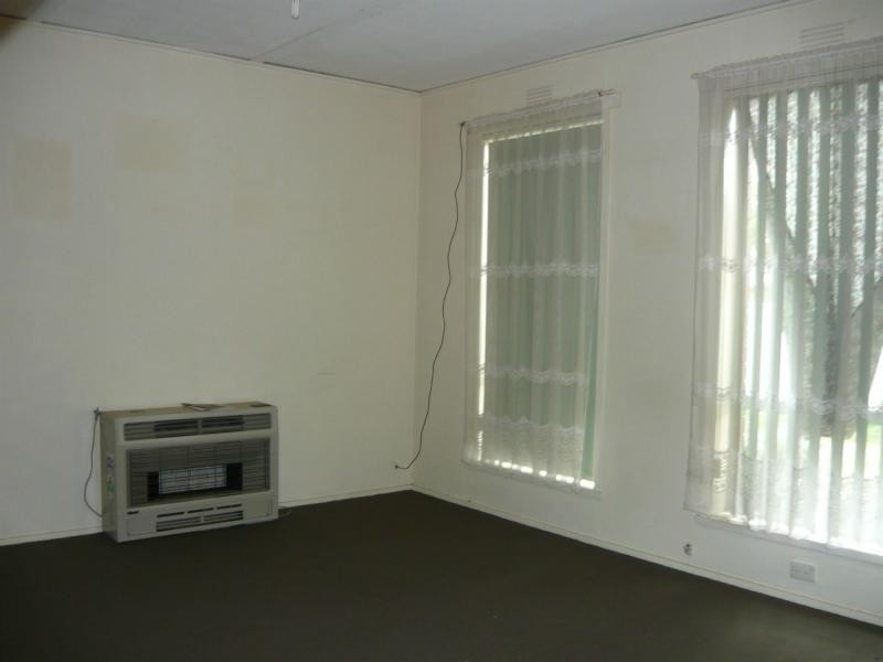 2/22 Monds Avenue, Benalla VIC 3672