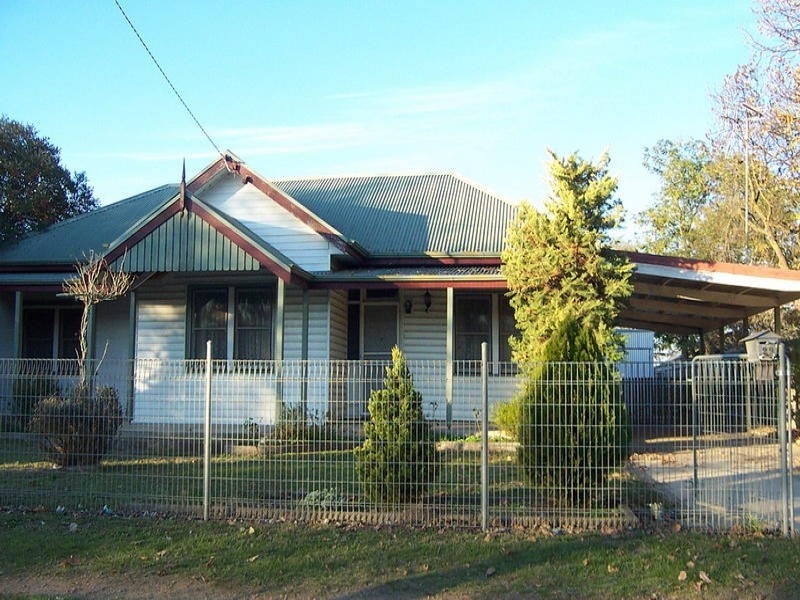 29 Goomalibee Street, Benalla VIC 3672