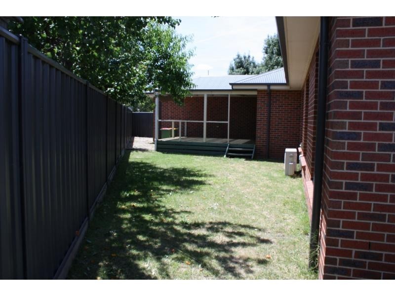 1/94 Salisbury Street, Benalla VIC 3672