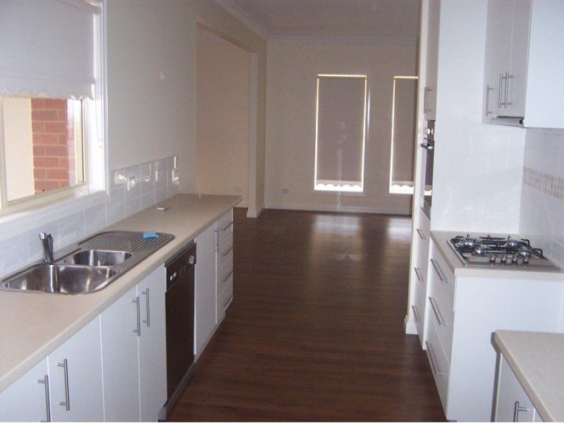 1 Herons Court, Benalla VIC 3672