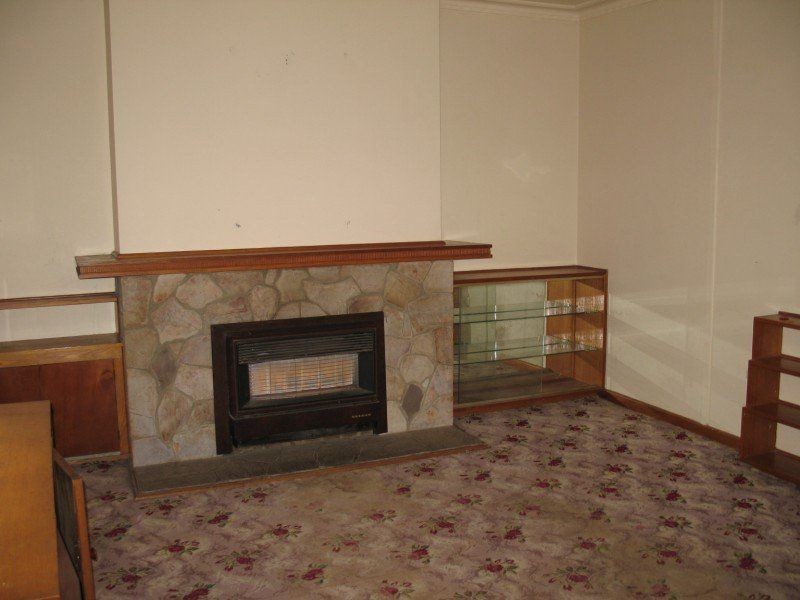 2/16 Harrison Avenue, Benalla VIC 3672