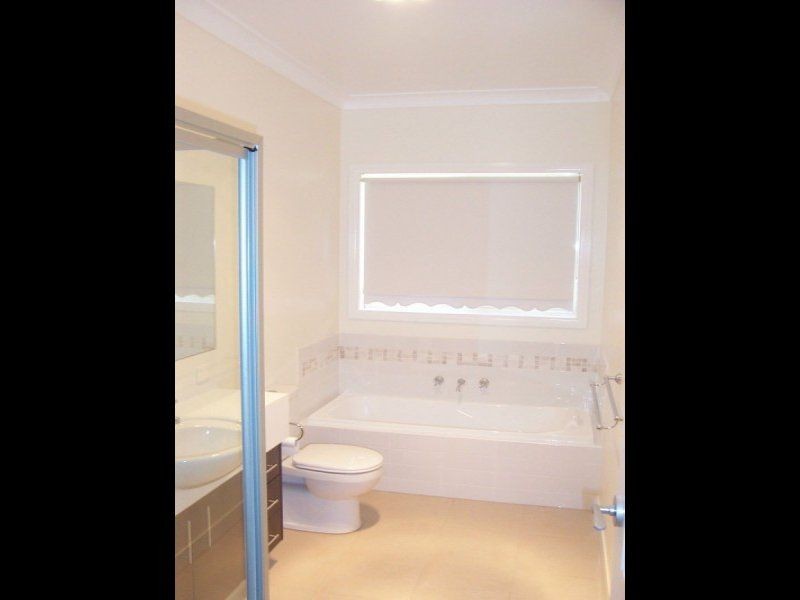 9 Wattletree Grove, Benalla VIC 3672