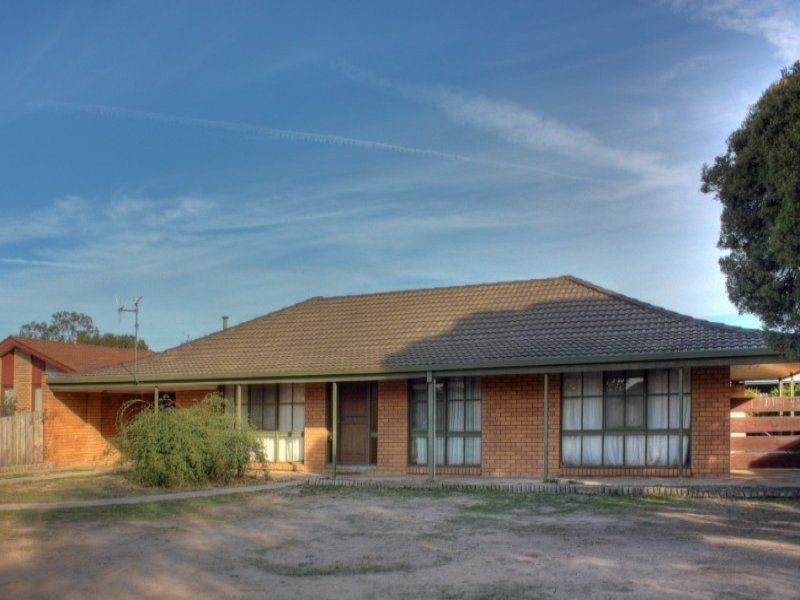 4 Hakea Court, Benalla VIC 3672