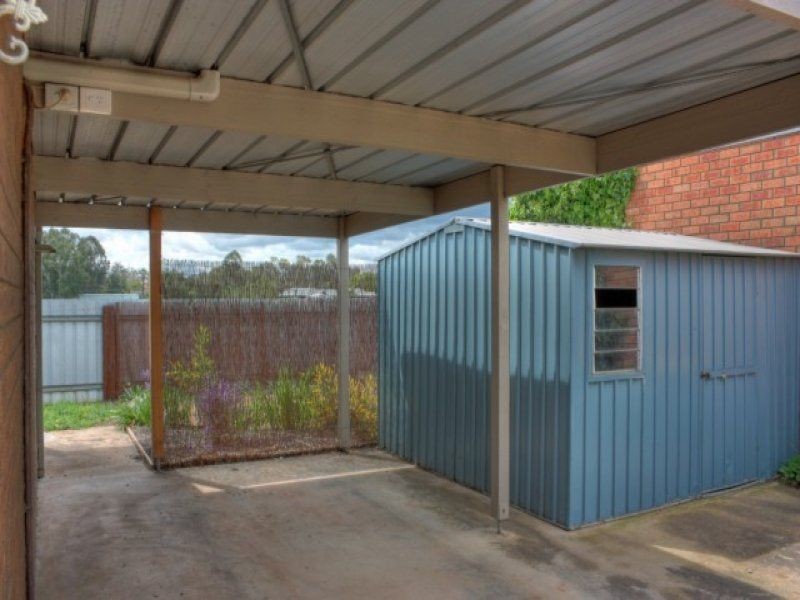 2/5 Rose Court, Benalla VIC 3672