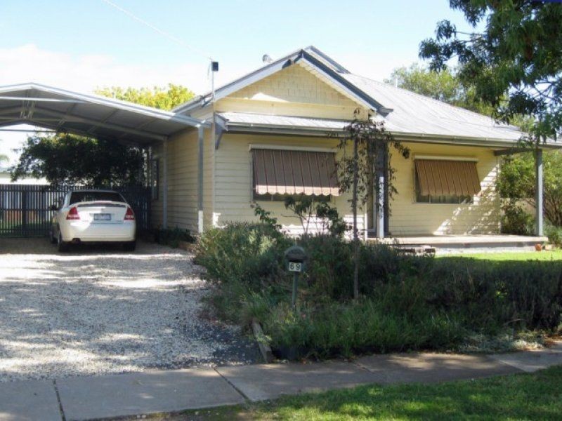 69 Coish Avenue, Benalla VIC 3672