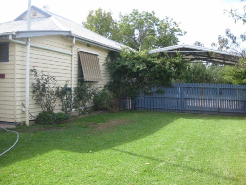 69 Coish Avenue, Benalla VIC 3672