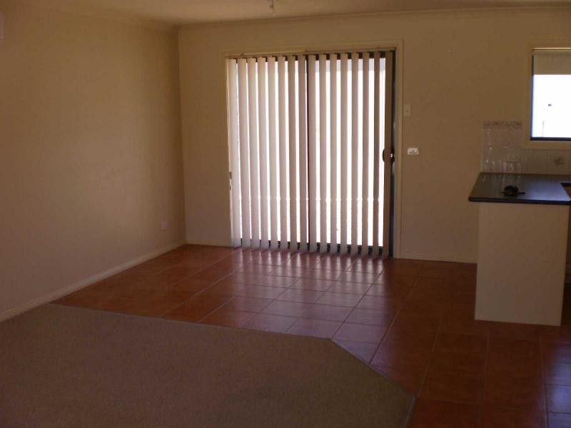 8/19 Mary Street, Benalla VIC 3672